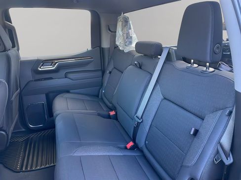 New 2026 GMC Sierra 1500 Elevation image 9