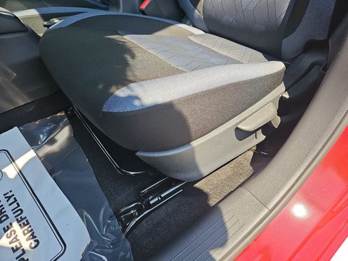 Used 2025 Nissan Versa SV w/ Trunk Package FWD image 24