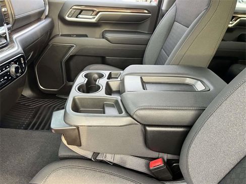 Certified 2022 Chevrolet Silverado 1500 LT image 22