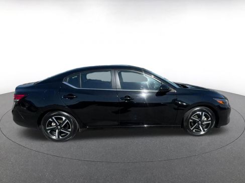 Used 2025 Nissan Sentra SV image 16