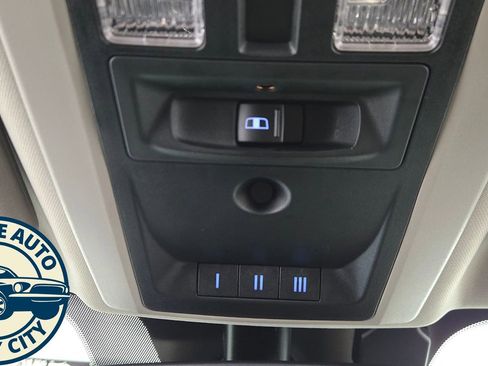 Used 2018 RAM 1500 Laramie w/ Convenience Group image 27