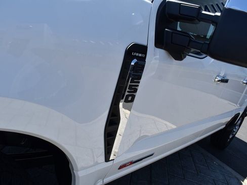New 2025 Ford F250 Lariat w/ Lariat Ultimate Package image 5