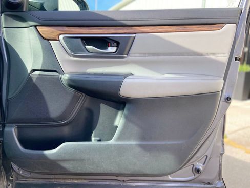 Used 2018 Honda CR-V EX-L image 16