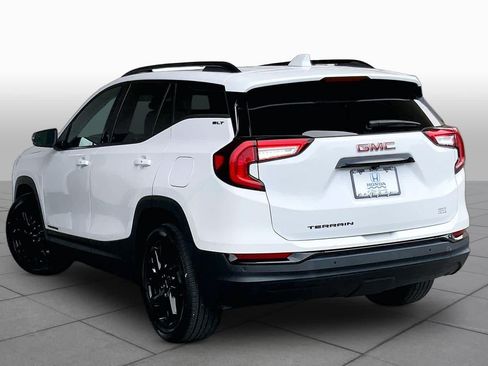 Used 2023 GMC Terrain SLT w/ Tech Package FWD image 12
