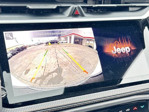 New 2026 Jeep Cherokee Limited image 21