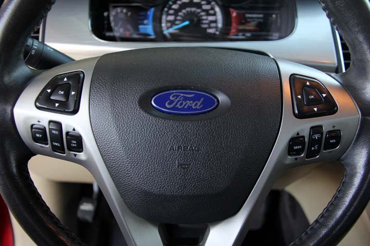 Used 2013 Ford Taurus SEL AWD/4WD image 4