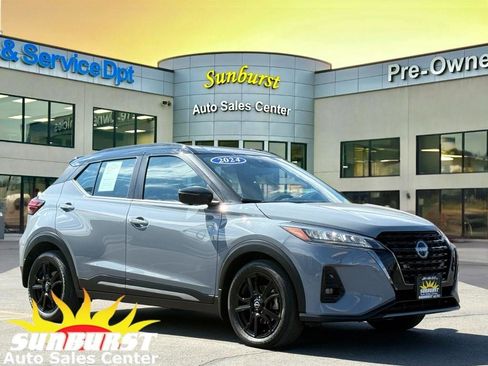 Used 2024 Nissan Kicks SR FWD image 1