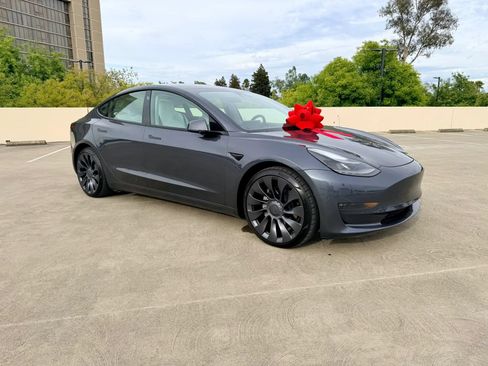 Used 2021 Tesla Model 3 Long Range AWD/4WD image 2