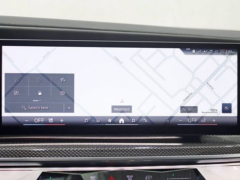 Used 2023 BMW 760i xDrive image 18