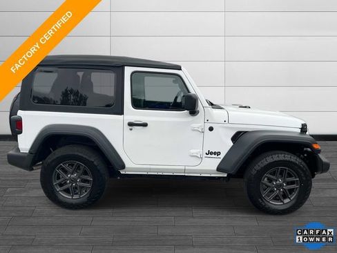 Used 2025 Jeep Wrangler Sport AWD/4WD image 2