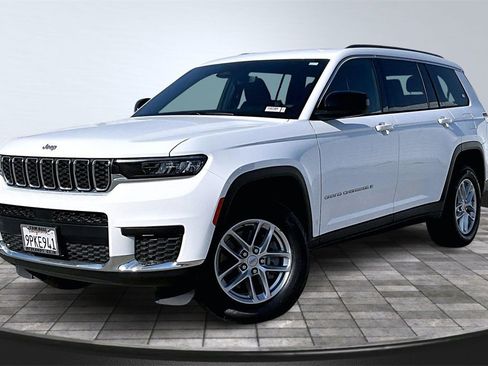 Certified 2024 Jeep Grand Cherokee L Laredo image 13