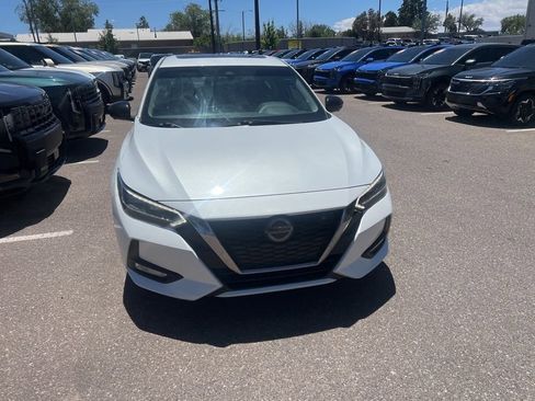 Used 2021 Nissan Sentra SR w/ SR Premium Package FWD image 4
