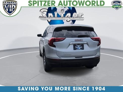 Used 2018 GMC Terrain SLE image 8