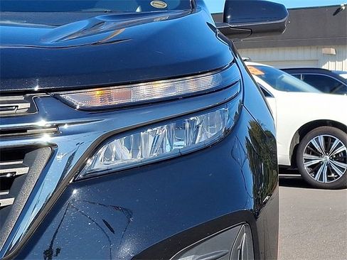 Used 2024 Chevrolet Equinox LS w/ Midnight Edition image 9