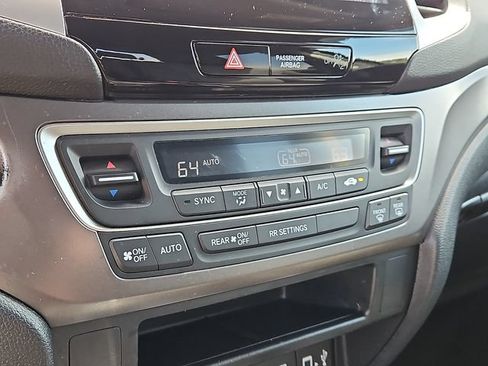 Used 2020 Honda Ridgeline Sport image 16