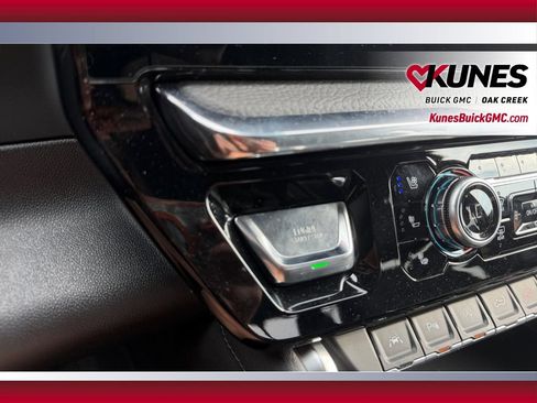 Used 2025 GMC Sierra 1500 Denali AWD/4WD image 31