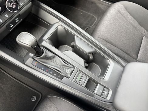 Certified 2025 Honda Accord SE image 13