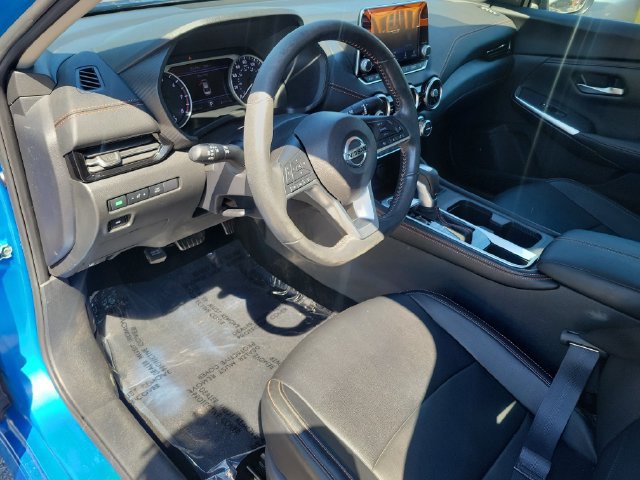 Used 2023 Nissan Sentra SR w/ SR Premium Package FWD image 15