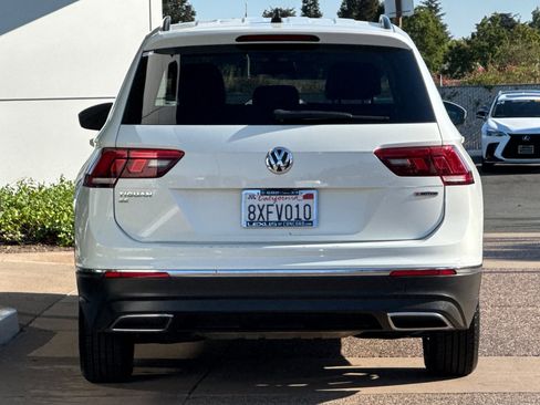 Used 2021 Volkswagen Tiguan SE image 5