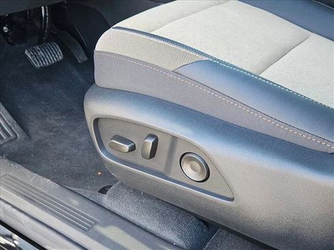 New 2026 Chevrolet Equinox ACTIV w/ Safety and Technology Package FWD image 4