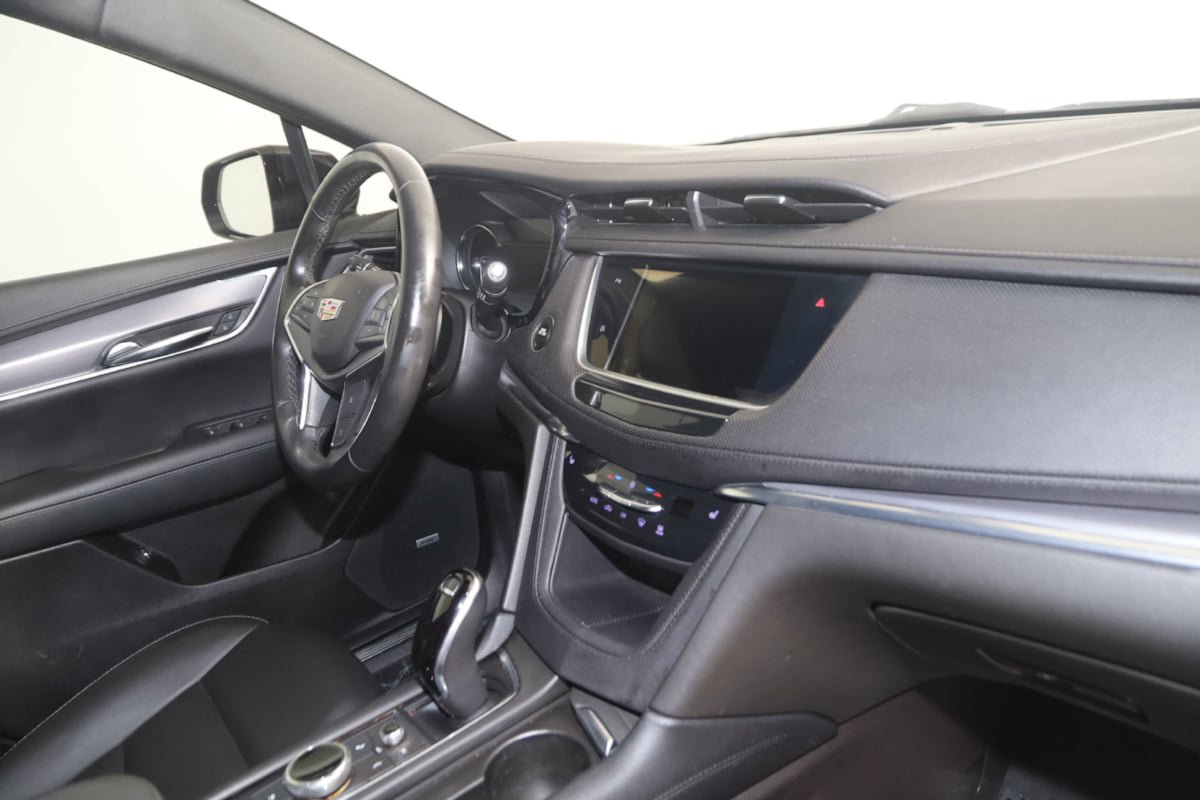 Used 2022 Cadillac XT5 Luxury FWD image 36