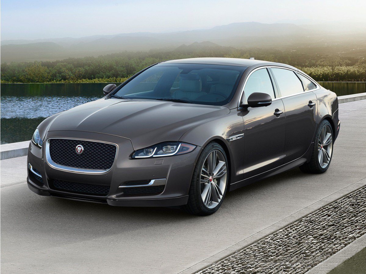 Used 2019 Jaguar XJ R-Sport RWD image 1
