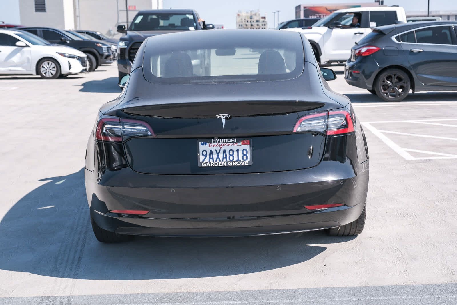 Used 2022 Tesla Model 3 Standard Range RWD image 5