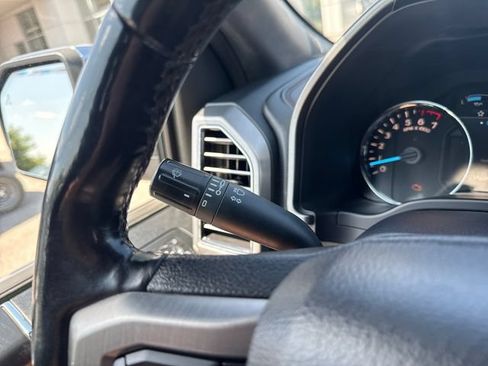 Used 2018 Ford F150 Platinum w/ Equipment Group 701A Luxury AWD/4WD image 16