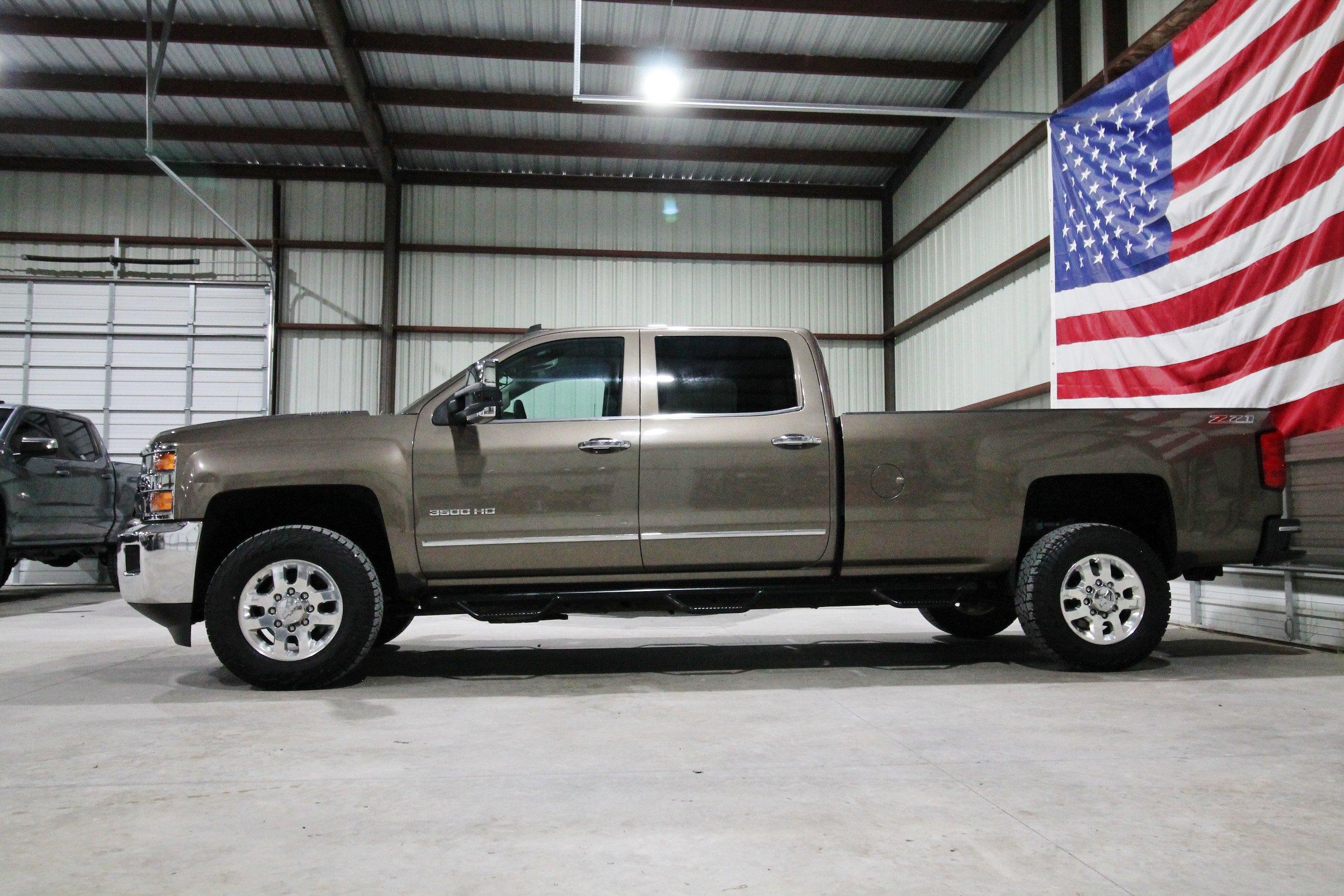 Used 2015 Chevrolet Silverado 3500 LTZ w/ Duramax Plus Package AWD/4WD image 5