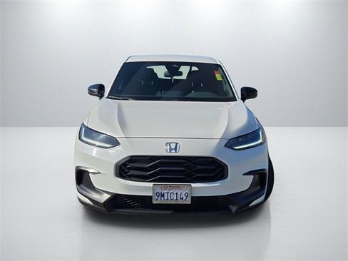 Used 2024 Honda HR-V Sport image 2