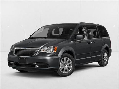Used 2016 Chrysler Town & Country Touring image 1