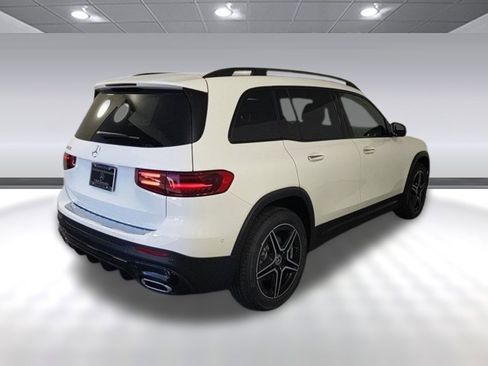New 2024 Mercedes-Benz GLB 250 image 5