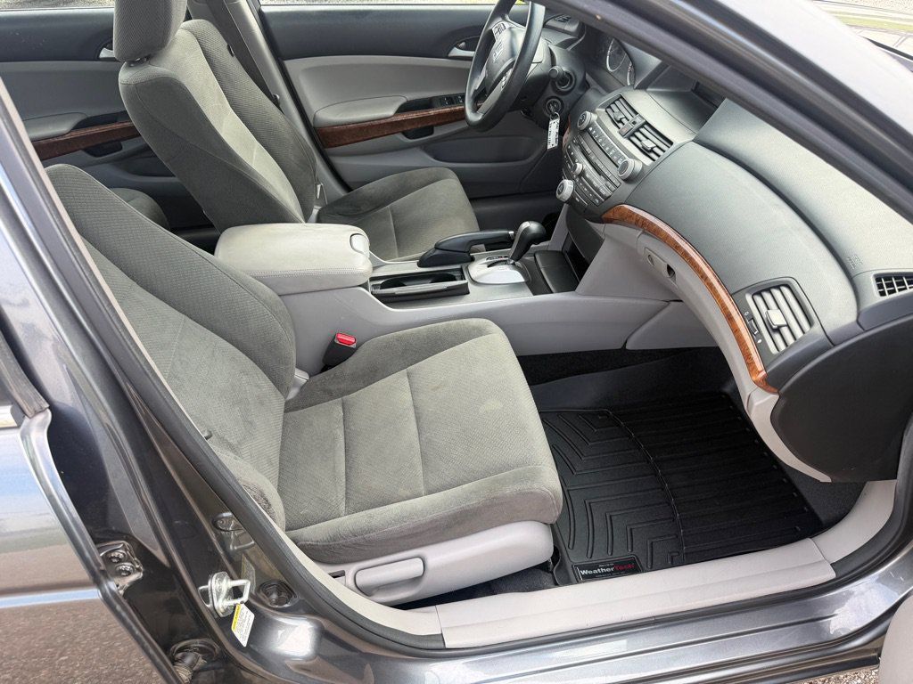 Used 2012 Honda Accord EX image 11