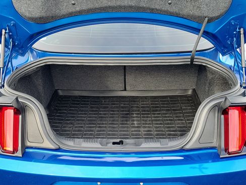 Used 2017 Ford Mustang GT image 12