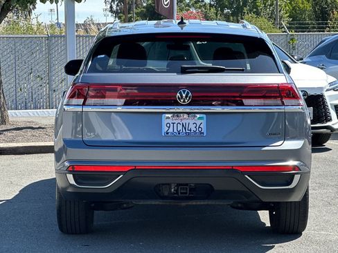 Used 2024 Volkswagen Atlas Cross Sport SE AWD/4WD image 5