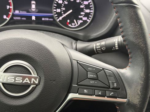 Used 2024 Nissan Sentra SR FWD image 11