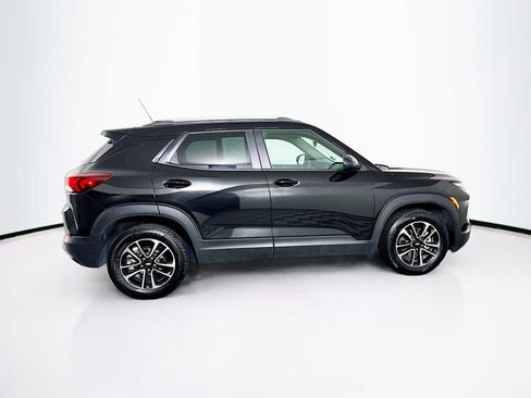 Used 2025 Chevrolet TrailBlazer LT FWD image 10