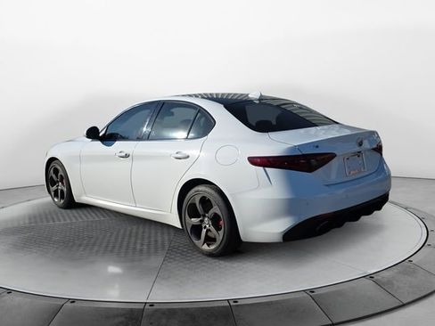 Used 2017 Alfa Romeo Giulia AWD w/ Sport Appearance Package image 3