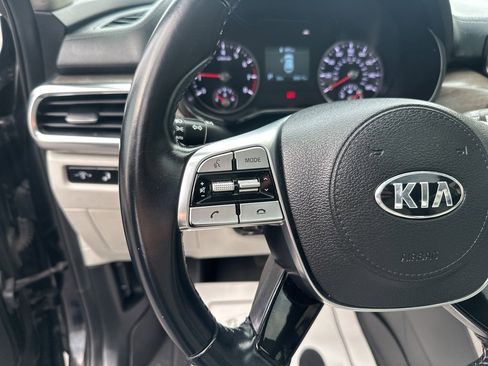 Used 2021 Kia Telluride EX w/ EX Premium Package image 17