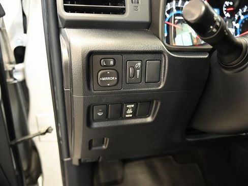 Used 2016 Toyota 4Runner SR5 image 23