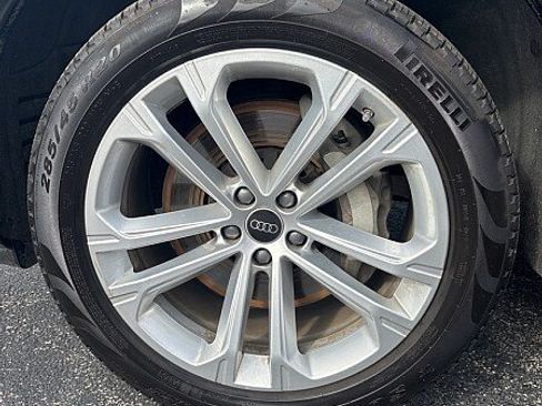 Used 2025 Audi Q7 3.0T Premium Plus AWD/4WD image 10