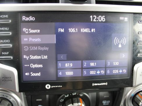 Used 2024 Toyota 4Runner SR5 image 18