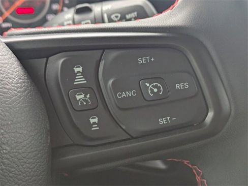 Used 2024 Jeep Wrangler Unlimited Rubicon image 27