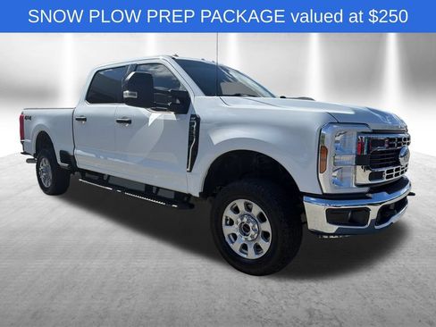 Used 2024 Ford F350 XLT w/ Snow Plow Prep Package AWD/4WD image 8