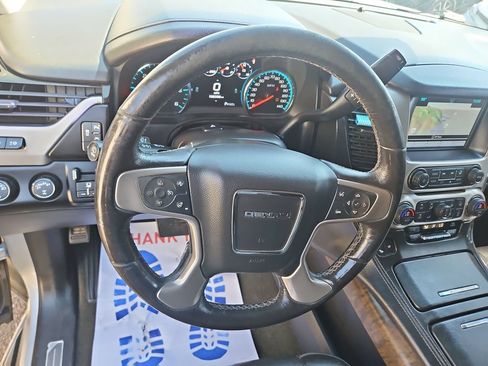 Used 2018 GMC Yukon Denali AWD/4WD image 14