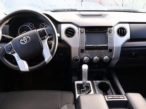 Used 2017 Toyota Tundra SR5 image 6