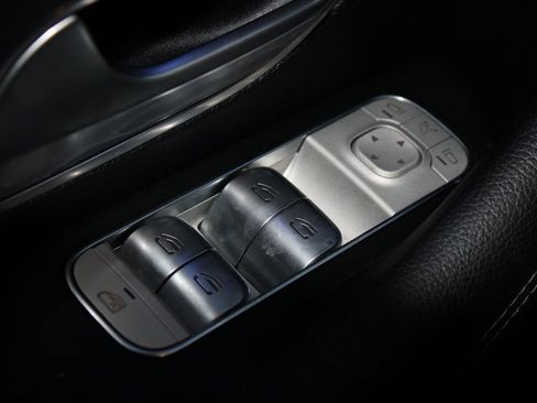 Certified 2024 Mercedes-Benz GLE 350 4MATIC image 11