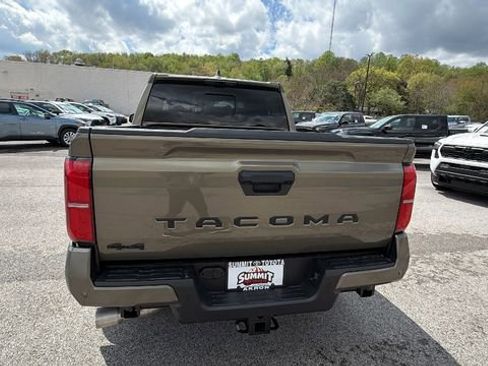 New 2026 Toyota Tacoma TRD Off-Road AWD/4WD image 4
