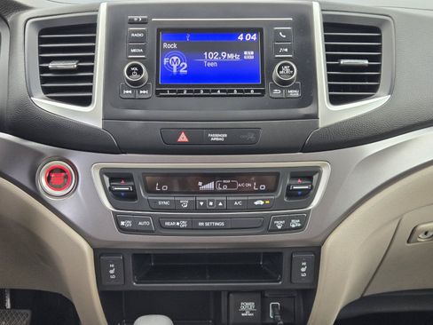 Used 2019 Honda Ridgeline RTL image 22