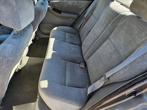 Used 2004 Toyota Corolla LE image 16